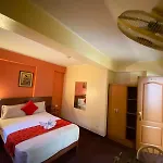 Hotel Spring